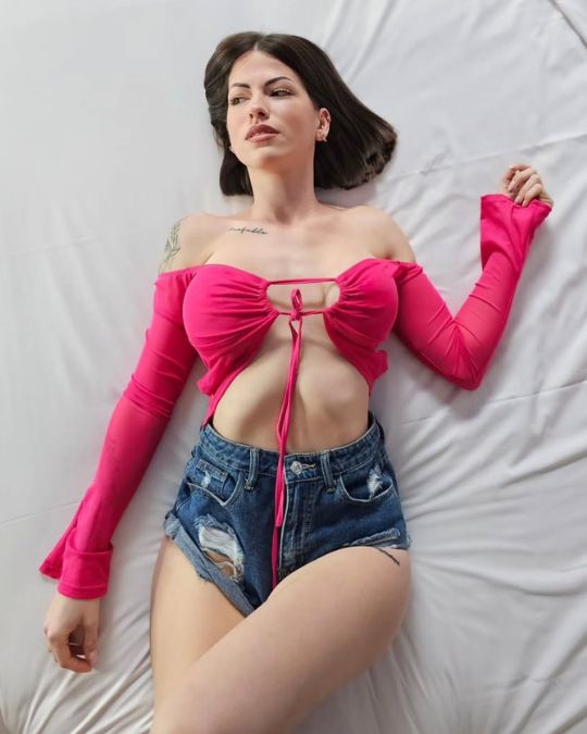 ladywhitneypinkie